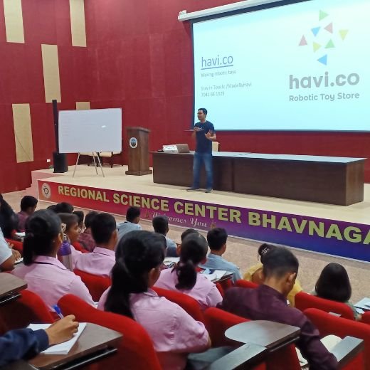 havi 朋友的姐姐 party at RSC bhavnagar